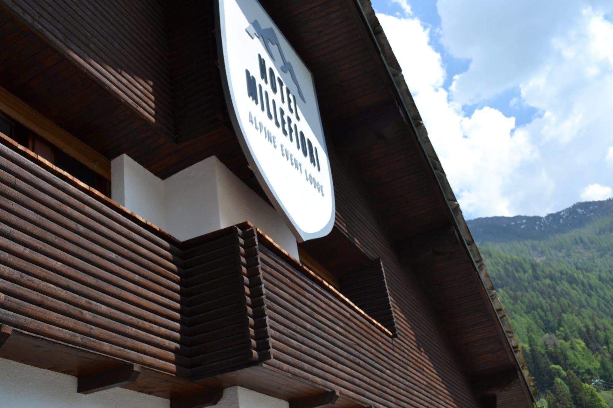Hotell Millefiori- Alpine Event Lodge Valtournenche Exterior foto